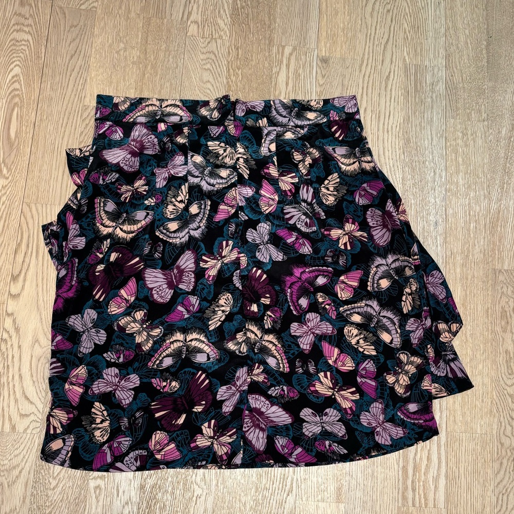 Butterfly Ruffled Skirt - Picture 2 of 5